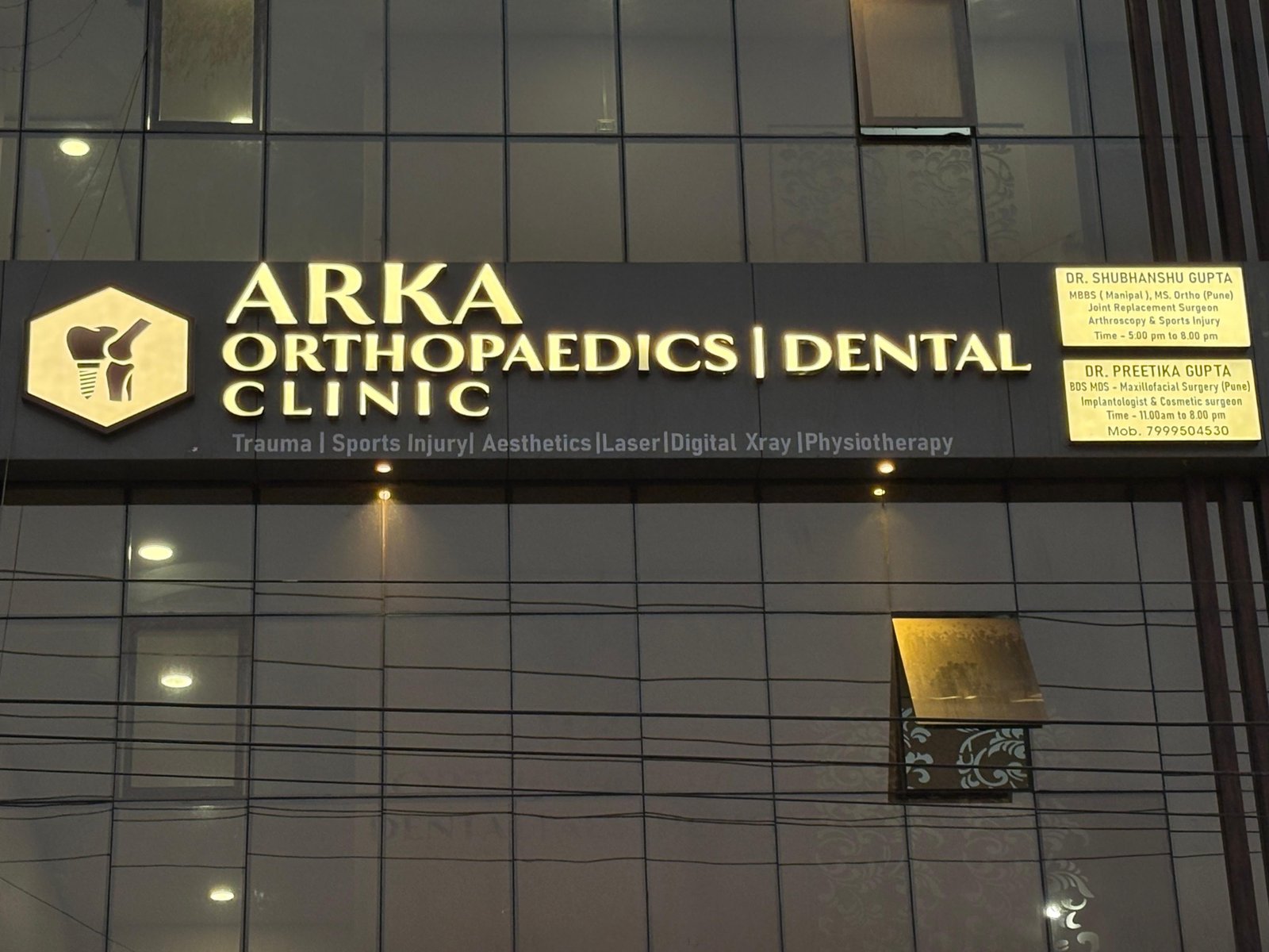 ARKA Clinic marketing banner